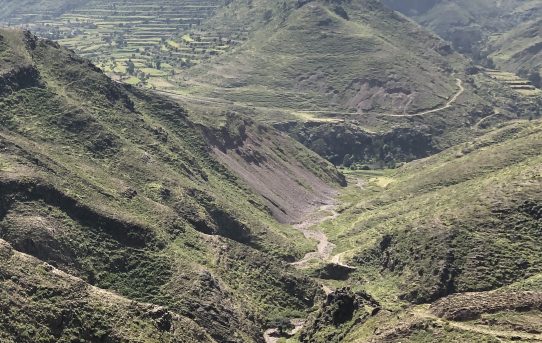 صور رائعة من جبال درمان - اليمن